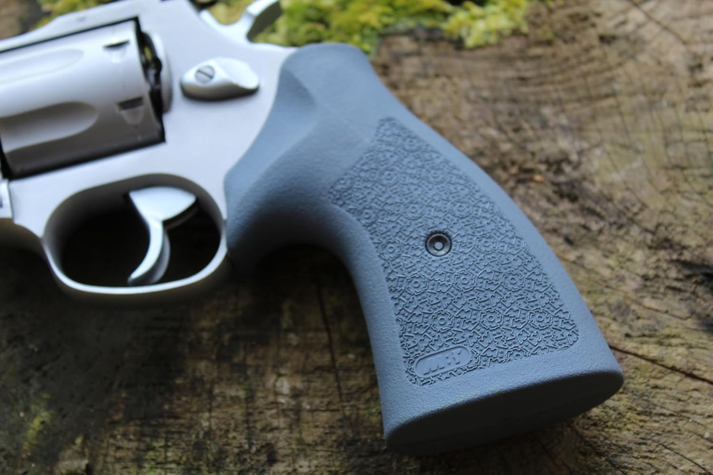 Bold Grip Classic Multiframe Revolver Grip, Compatible with Taurus Large Frame Models, Black