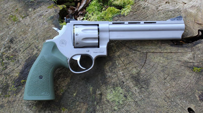 Bold Grip Classic Multiframe Revolver Grip, Compatible with Taurus Large Frame Models, Black