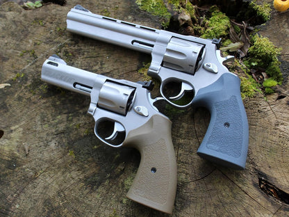 Bold Grip Classic Multiframe Revolver Grip, Compatible with Taurus Large Frame Models, Black