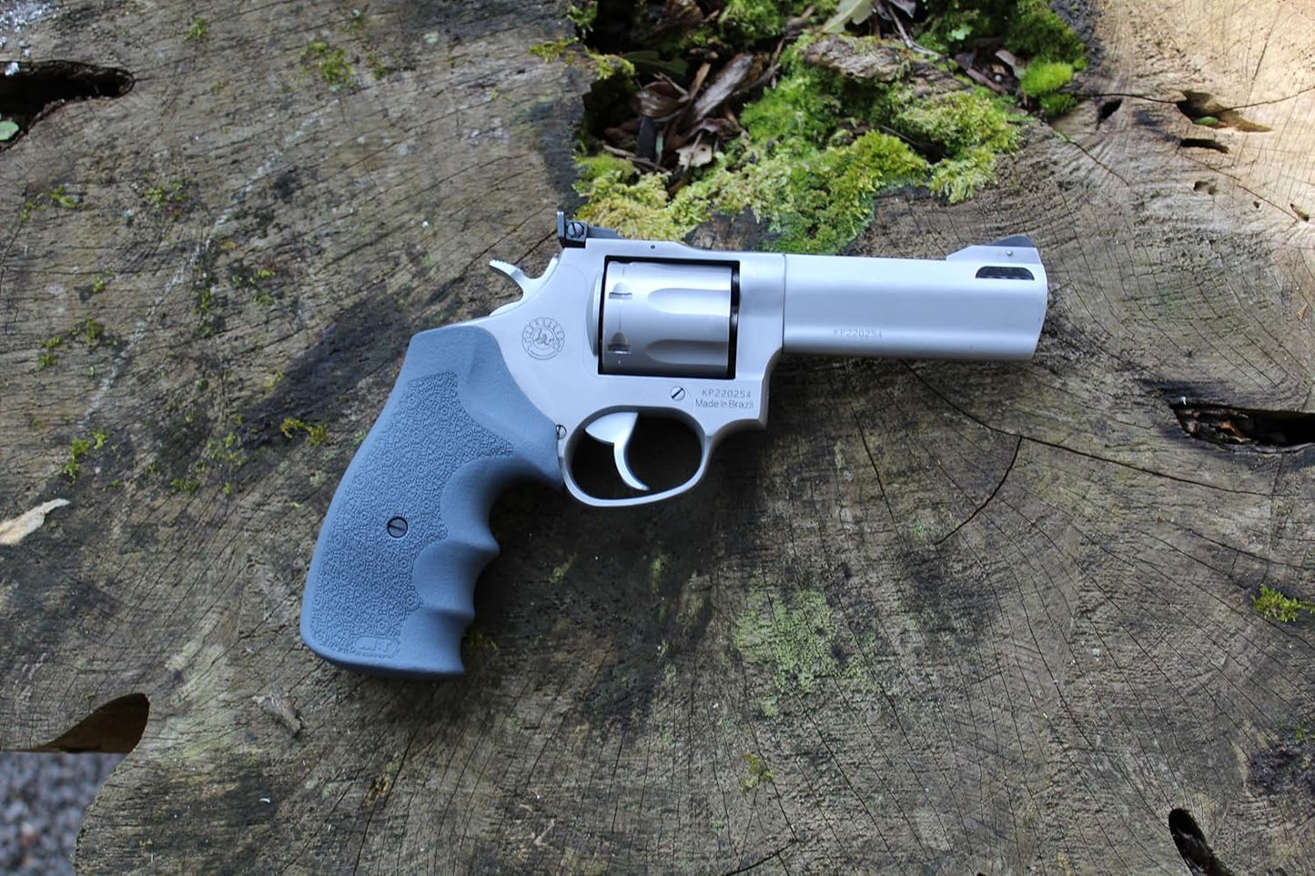 Bold Grip EDC Multiframe Revolver Grip, Fits Taurus Large Frame Models