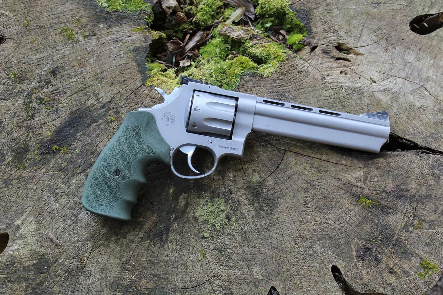 Bold Grip EDC Multiframe Revolver Grip, Fits Taurus Large Frame Models